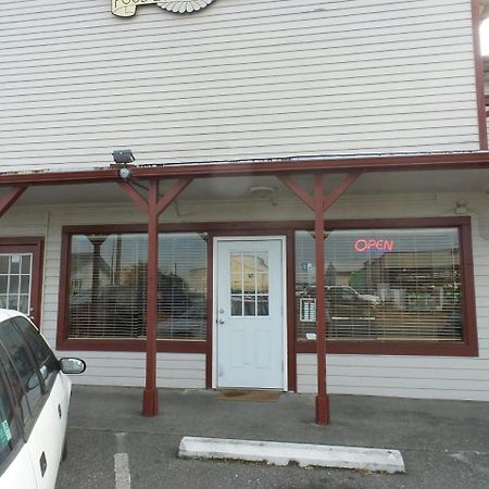 Tyee Restaurant And Motel 库珀维尔 外观 照片