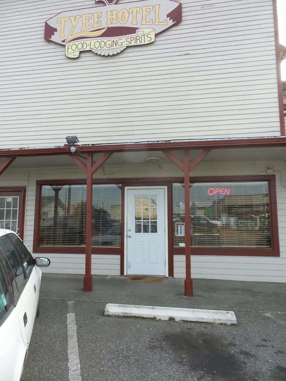 Tyee Restaurant And Motel 库珀维尔 外观 照片